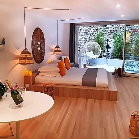 Bed & Breakfast 6 Nîmes